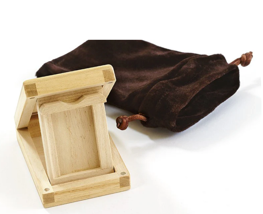 Puinen Omamoriteline